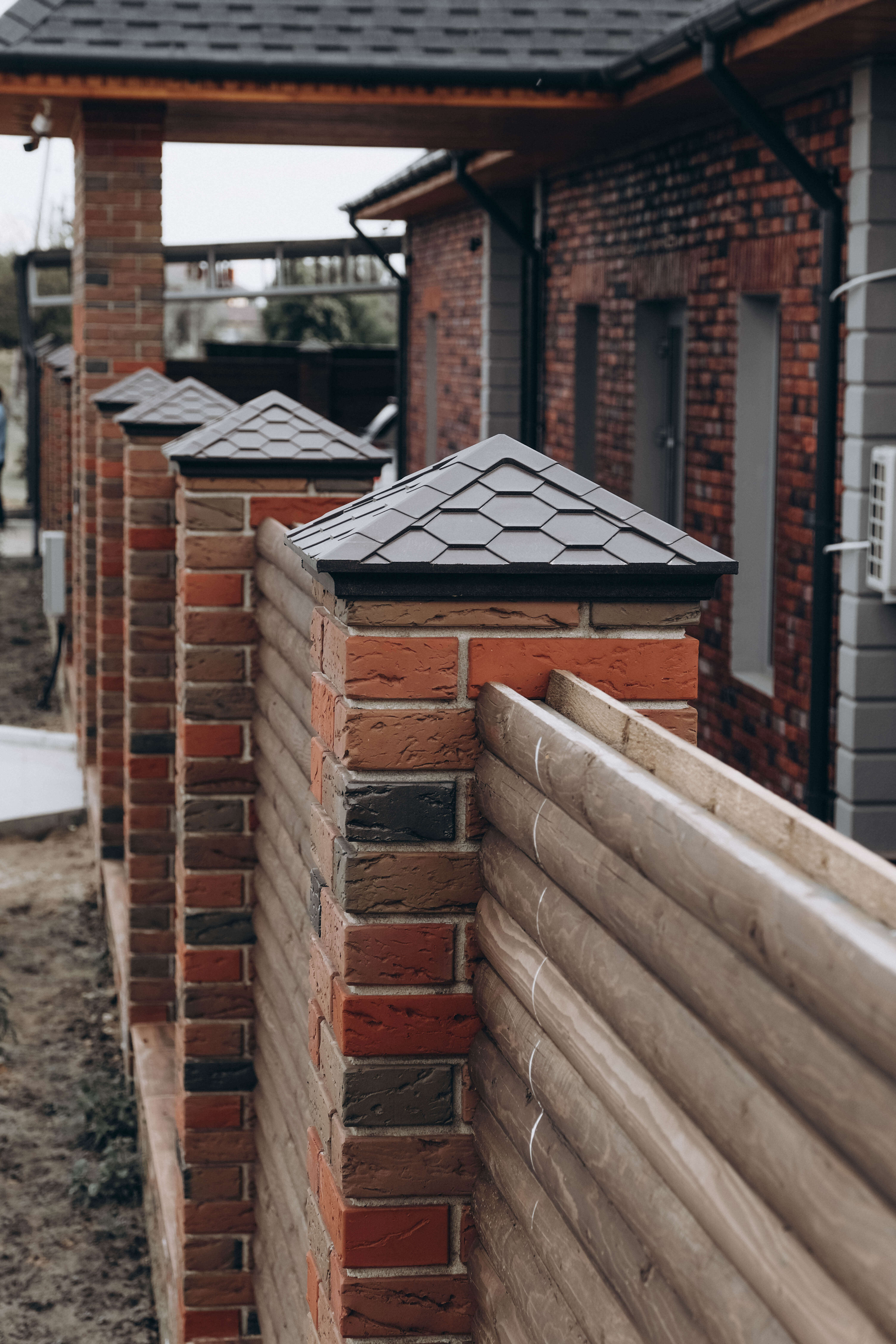 Колпак Zking Эверест Коричневый на столб 1.5х1.5 кирпича (390х390мм) в Зеленокумске фото